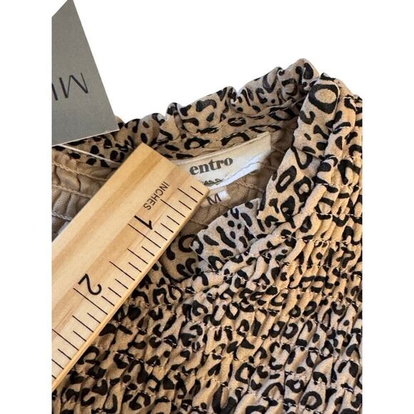 Entro Women’s Smocked Leopard Print Blouse Peplum Long Sleeve Top Size M EUC - Picture 7 of 10